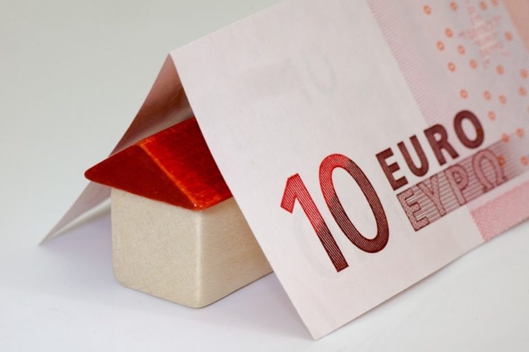 Пособие на покрытие арендной платы или кредита на жилье в Греции